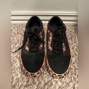 Vans Old Skool Platform Skate Shoe - Black / Leopard